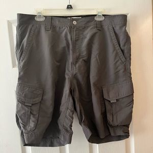 EUC - Alpine Design Men’s Shorts - 38